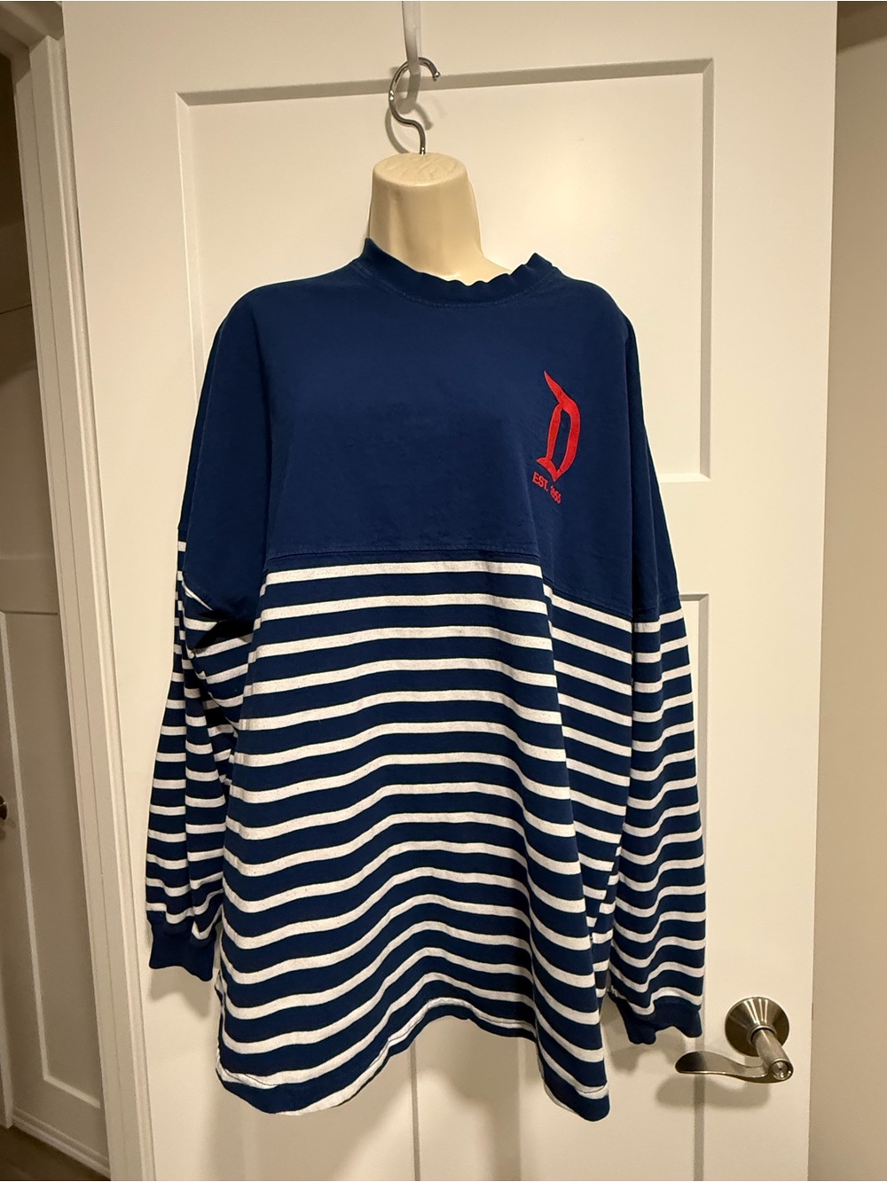 Disney Parks Disneyland Resort Spirit Jersey XL Navy Red Striped Est. 1955